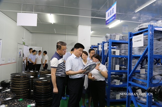 周锦政到深圳、东莞考察招商